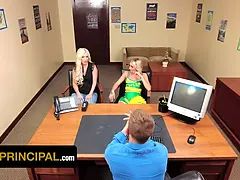 Amerikaans, Grote mammen, Blond, Dominatie, Kantoor, Taboe, Lerarin, Tiener