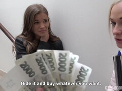 Enthousiasteling, Blond, Pijpbeurt, Orgie, Geschoren, Student, Plagen, Tiener