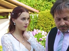 Большие сиськи, Минет, Невеста, Рогоносцы, Европейки, Хд, На природе, Рыжие