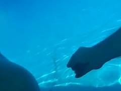 Fucking in the pool with a girl with a happy ending