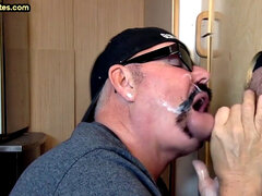 素人, フェラチオ, 顔射, ゲイ, 手コキする, オナニー, 熟年