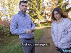 Sucer une bite, Tromperie, Argent, Orgasme, Public, Chatte, Jarretelles, Nénés