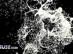 Tetas grandes, Rubia, Mamada, Estilo perrito, Pequeña, Montar, Gritar, Vibrador