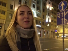 18 ans, Blonde, Sucer une bite, Queue, Allemand, Hard, Public, Adolescente