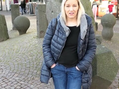 Enthousiasteling, Flashing, Harig, Hd, Masturbatie, Moeder die ik wil neuken, Orgasme, Speelgoed