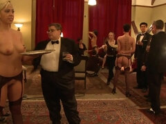 Anal, Amarrada, Morena, Consolador, Humillación, Lesbiana, Tatuaje, Tetas