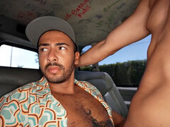 Amateur, Bus, Gorge profonde, Homosexuelle, De plein air, Actrice du porno, Public, Réalité