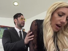 Sucer une bite, Cocu, Gorge profonde, En levrette, Branlette thaïlandaise, Hard, Seins naturels, Nylon