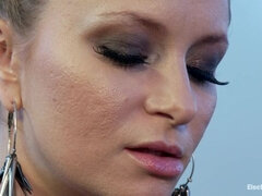 Anal, Consolador, Rostro sentado, Dominacion femenina, Humillación, Lesbiana, Coño, Esclavo