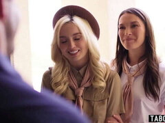 アナル, グループ, なめる, 淫乱熟女, 小柄, オマンコ, ティーン, 三人