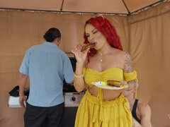 Arschlecken, Betrug, Füsse, Latina, Im freien, Transfrau, Titten, Nass