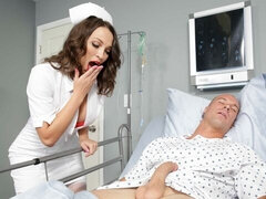 Grosse titten, Blondine, Blasen, Handjob, Hardcore, Masturbation, Krankenschwester, Strümpfe