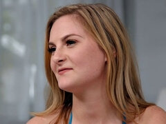 Blondine, Blasen, Hundestellung, Im freien, Piercing, Tanga