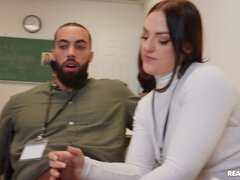 Amateur, Cul, Noire, Brunette brune, Branlette thaïlandaise, Interracial, Jeans, Bureau