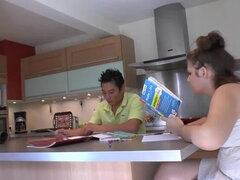 デカパイ, ブロンド, フィストファック, 下着, ピアス, ゴックンする, 三人, おもちゃ