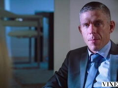 Sucer une bite, Brunette brune, Classique, Gorge profonde, En levrette, Faciale, Hd, Chatte