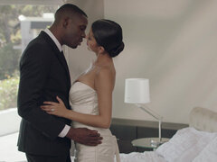 Hundestellung, Aufs gesicht abspritzen, Behaart, Interrassisch, Lingerie, Reiten, Hochzeit