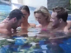 Arschlecken, Blondine, Blasen, Paar, Absätze, Reif, Rasiert, Swingers