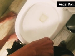 Amateur, Rubia, Pareja, Cornudo, Interracial, Orinar, Esclavo, Inodoro