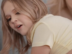 Grote kont, Grote lul, Blond, Pijpbeurt, Trio