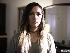 Брюнетки, Глубокая глотка, Семья, Сосущие, Табу, Молоденькие, Дядя, Девственница