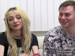 素人, フェラチオ, カップル, 医者, 淫乱熟女, オフィス, スパイ, 三人