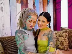 Анальный секс, Блондинки, Хд, Нейлон, Тату, Втроем, Тугие, Сиськи