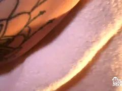 Leie, Arsch, Grosser arsch, Grosse titten, Braunhaarige, Hd, Massage, Titten