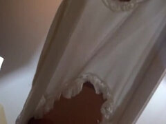 Amateur, Tetas grandes, Botas, Consolador, Vestido, Masturbación, Nylon, Bragas