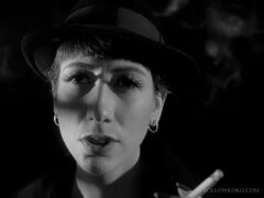 素人, フェティッシュ, フランス人, Hd, 小柄, 喫煙, いじめ, ヴィンテージ