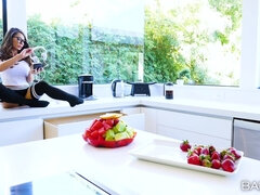 デカパイ, 茶髪の, 巨乳な, 眼鏡, オナニー, 淫乱熟女, 母, 靴下