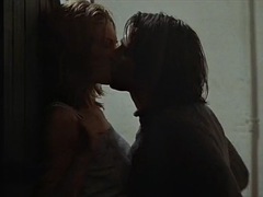 Блондинки, Знаменитости, Измена, Секс без цензуры, Тощие, Софткор, Сиськи, Жена