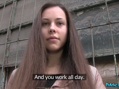 Enthousiasteling, Lieveling, Pijpbeurt, Bruinharig, Sperma in gezicht, Geld, Buiten, Openbaar