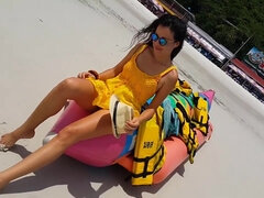 Up Yellow Dress No Panties In Public # Bull Plug Flash At The Beach