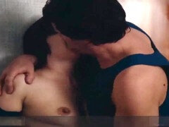 Знаменитости, Постарше, Венгерки, Зрелые, Милф, Обнаженные, Между сисек