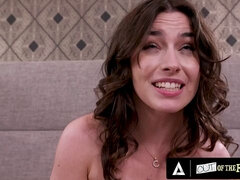 Grosse bite, Fille, En levrette, Doigter, Poilue, Hard, Masturbation, Chevaucher