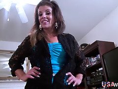 Arsch, Braunhaarige, Geile alte tussi, Reif, Milf, Mutti, Stiefmutter, Spielzeuge