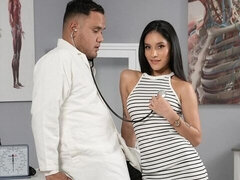 18 летние, Большая жопа, Большой член, Брюнетки, Собачьи, Натуральные сиськи, Молоденькие, Сиськи