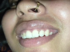 Belleza, Celebridad, Pareja, Hablar sucio, Ama de casa, Indio, Besar, Mamá