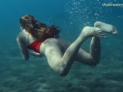 Amateur, Femelle, Fétiche, Hd, Piscine, Public, Russe, Adolescente