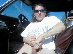 Middle-aged beauty does solo webcam show and indulges in some self-pleasure