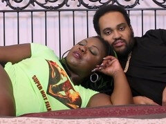 Zwart, Pijpbeurt, Brits, Zwart, Sperma in gezicht, Moeder die ik wil neuken, Moeder, Zuigen