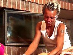 ぽっちゃり, デカパイ, ぽちゃ, イく瞬間, 毛深い, マッサージ, 淫乱熟女, 叫ぶ