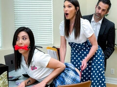 18 jahre, Arsch, Blasen, Hundestellung, Muschi, Dürr, Jungendliche (18+), Titten