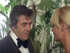 Rubia, Mamada, Corridas, Penetracion con dedos, Francés, Orgía, Sexo fuerte, Clasico