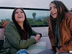 Cuarto de baño, Tetas grandes, Rubia, Cocina, Masturbación, Coño, Juguetes, Vibrador