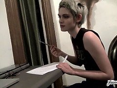 Mamada, Emo, Besar, Cabello corto, Tímido, Flaco, Adolescente, Tetas