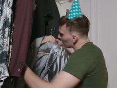 Soft pussies and hard cocks get licked on camera