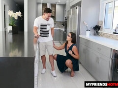 デカ尻, デカチン, フェラチオ, 茶髪の, 顔射, フェティッシュ, 毛深い, 天然