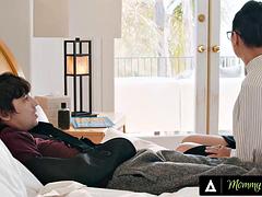 Asiatique, Gros seins, Branlette thaïlandaise, Chevaucher, Espagnole, Étudiant, Professeur, Nénés